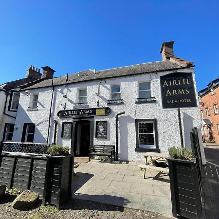 Airlie Arms Hotel Kirriemuir Exterior foto